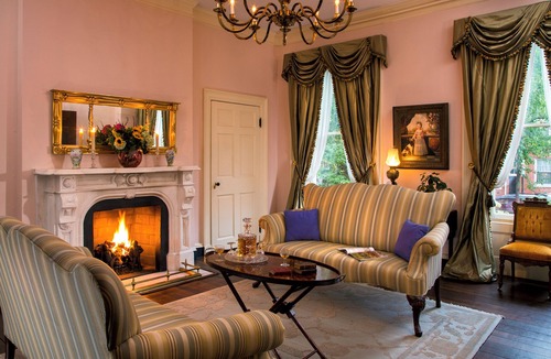 Downtown Baltimore Bed & Breakfast | Rachael's Inner Harbor Boutique Inn - The Randolph Room