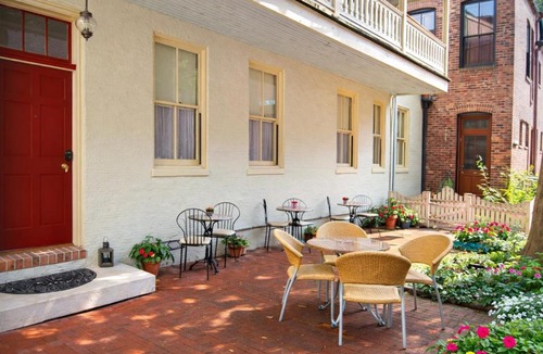 Downtown Baltimore Bed & Breakfast | Rachael's Inner Harbor Boutique Inn