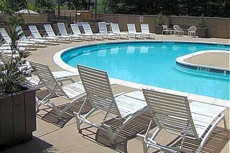 Trevose Hotel | Radisson Philadelphia Northeast