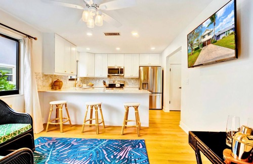 Florida North Atlantic Coast House | Rainwood Retreat - Palm Beach Gardens Retreat for Families & Groups: Sleeps 8