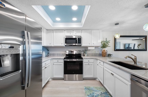North Redington Beach Condo | Ram Sea 302- Beachfront with pool & Hottub!