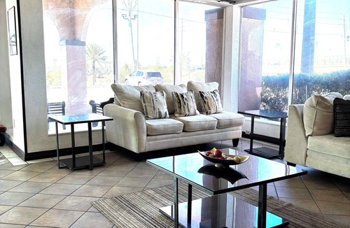 Davenport Hotel | Ramada by Wyndham Davenport Orlando South