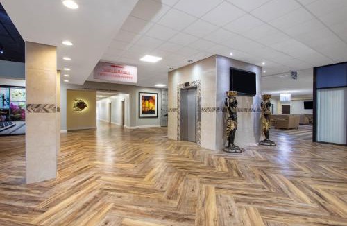 Westshore Hotel | Ramada by Wyndham Tampa Westshore Airport South