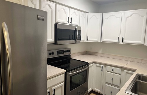 Glasgow House | Rare 1King+1Queen+4Twin Charming 3-bedroom Private townhome at Newark, DE