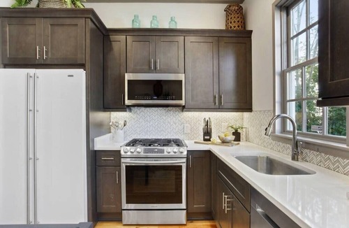 Beach Institute House | Rare 6BR Savannah Combo, Pool & Historic District