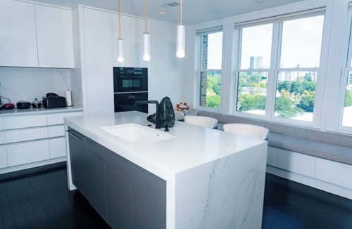 Colonial Homes Condo | Rare! XL Luxury Penthouse Buckhead/Midtown 2 Bed 2.5 Bath