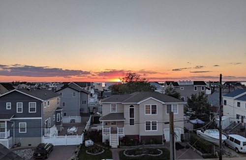 Beach Haven House | Recent Construction 4 Bedroom in the heart of Beach Haven