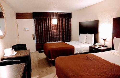 Fort Lauderdale Hotel | Red Carpet Inn Airport and Cruise Port Hotel Fort Lauderdale