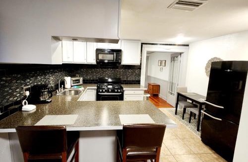 Lakeland Apartment | RED DOOR HOUSE