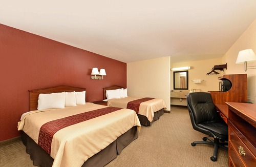 Dalton Hotel | Red Roof Inn Dalton