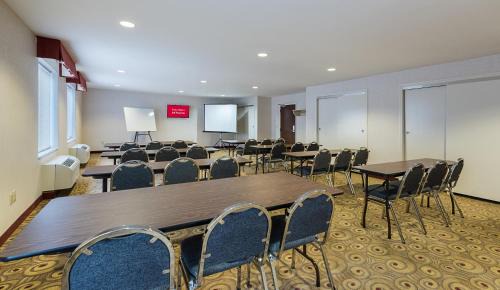 Etowah Hotel | Red Roof Inn Etowah – Athens, TN