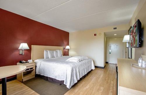 West Palm Beach Hotel | Red Roof Inn PLUS+ West Palm Beach