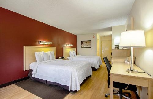 West Palm Beach Hotel | Red Roof Inn PLUS+ West Palm Beach