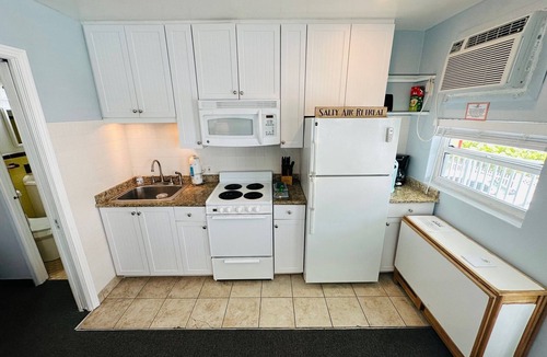 North Redington Beach Condo | Redington Directly on the Beach Sea Rocket WiFi Parking 26