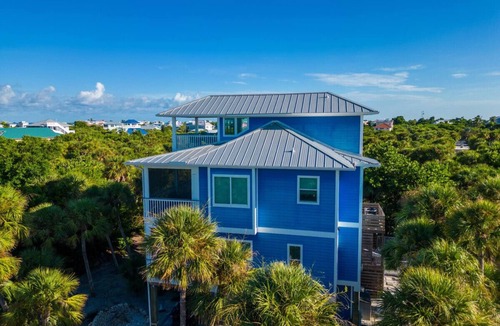 North Captiva House | Reel Laxing: Private Pool, Hammocks & Games