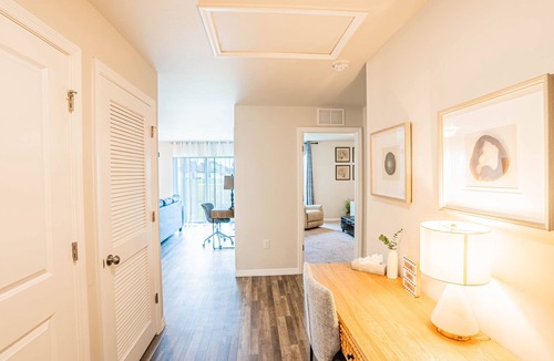 Jacarandas House | Relax and unwind in sunny Cape Coral!