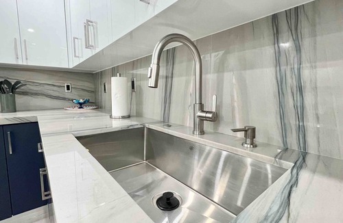 Ludlam House | Relax in Miami: Your Dream Resort-style Getaway