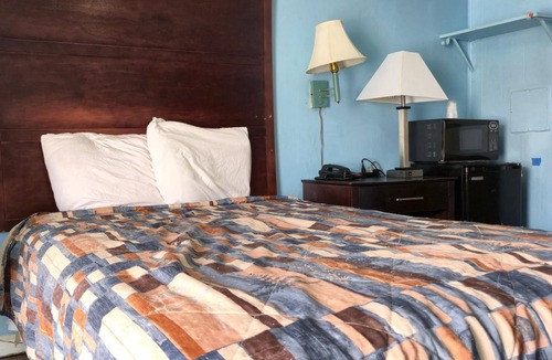 Cleveland Hotel | Relax in Your Own Space While Enjoying Exciting Local Activities & Adventures