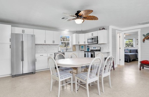 Saint James City House | Relax on Island Time In This 2 Bed/1 Bath Home