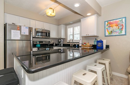 Holmes Beach House | Relax, recharge, repeat—AMI style