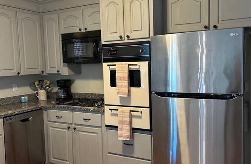 North Charleston House | Relaxed 4BR Stay Near Park Circle & Downtown