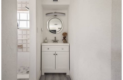 West Little Havana Apartment | Relaxed apt,1&1w/patio; 7 min to Mia airport