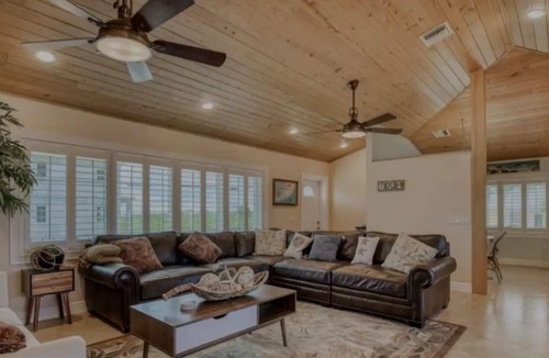 Summerland Key House | Relaxing 2/2 Get Away in the Lower Keys! by RedAwning