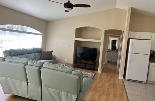 North Port House | Relaxing, Cozy and Affordable House in North Port