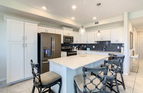 Kissimmee Condo | Relaxing DisneyRoom/Clubhouses/Waterpark