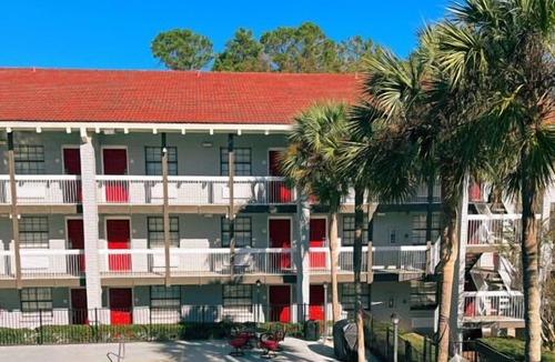 Tallahassee House | Relaxing Hideaway! Pool, Free Parking, Near Governor’s Square Mall
