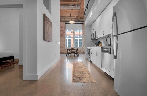 Judson Apartment | Relaxing & Luxurious Stay | Steps from Downtown!