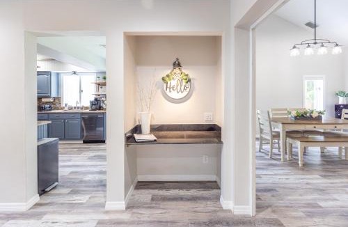 Jupiter Farms House | Relaxing Modern Farmhouse in Jupiter Farms. Family-and Dog-friendly!