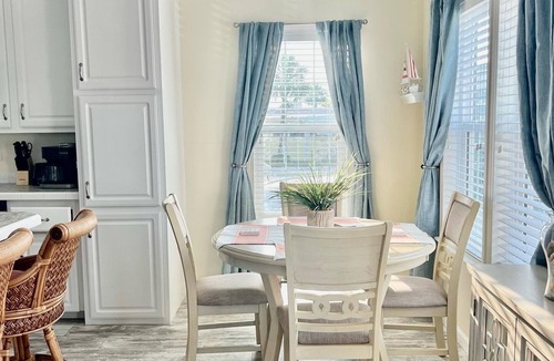 Nettles Island Cottage | RelaxInn@Nettles Island🌴 Private beach 2 pools & more