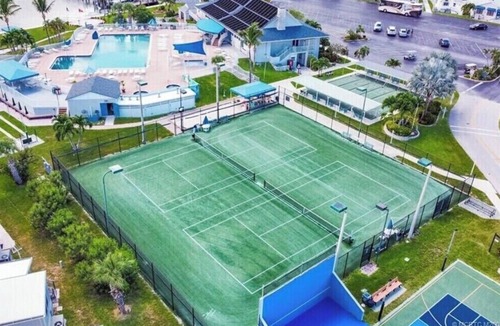 Nettles Island Cottage | RelaxInn@Nettles Island🌴 Private beach 2 pools & more