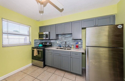 Indian Rocks Beach Villa | Remodeled Clean , Bright Indian Rocks Beach Villa. Pet Friendly