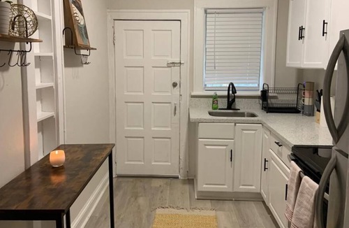 West Little River House | Remodeled cute house, neor of all, sleep 6