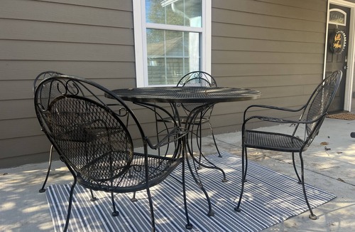 Murfreesboro House | Remodeled historic home walking distance to downtown Murfreesboro and MTSU.