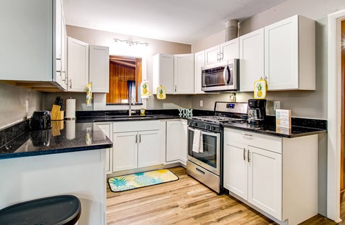 Garden City House | Remodeled home with pool/guest house, new pool, lovely yard & bright interior
