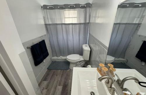 East Little Havana Apartment | Remodeled Little Havanna Apartments great location