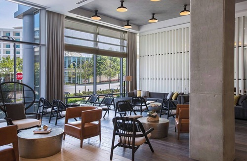 College Park Hotel | Renaissance Atlanta Airport Gateway Hotel