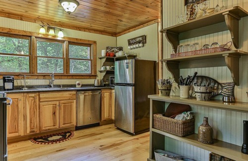 Ellijay Cabin | Rendezvous on the River | Ellijay, GA
