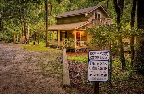 Ellijay Cabin | Rendezvous on the River | Ellijay, GA