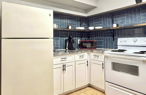 Norcross Condo | Renovated 2BR Townhouse in Norcross