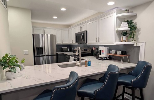 Murfreesboro House | Renovated 3 bd 2.5 bath centrally located next to MTSU/Night life/Restaurants/DT