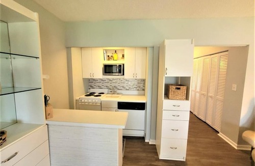 Marco Island Condo | Renovated and Ready.Studio Condo in lovely Island Resort Complex.Close to
