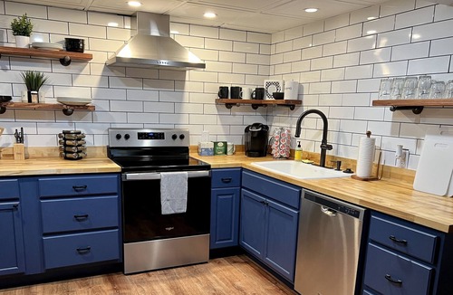 Downtown Knoxville Condo | Renovated, Clean, Beautiful, Cozy Condo in Knoxville, TN