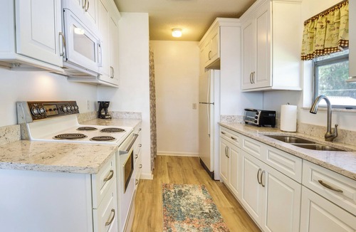 Crescent City House | Renovated Crescent Lake Escape w/Waterfront Deck!