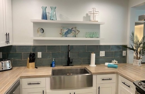 East Central Boulevard House | Renovated House just mile from the the Pier and the Beach with pool and jacuzzi