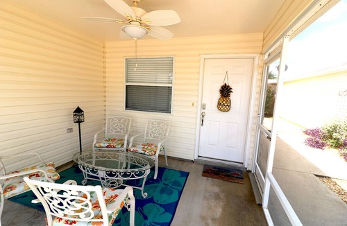 Santiago House | Renovated, Pet Friendly! LIVING IT UP IN THE VILLAGES! 2bed, 1bath Furnished