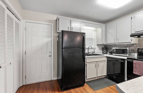 Tallahassee House | Renovated two-bedroom townhouse within walking distance to FSU.